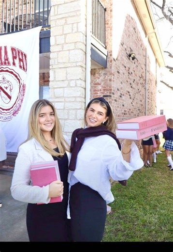 Welcome to the ivy league! xoxo, APhi 📖❤️🏫 #alphaphibaylor #baylorrush #alphaphi