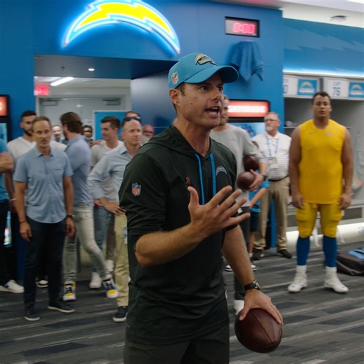 163K views · 7.6K reactions | no i in team but there is an us | Los Angeles Chargers | Facebook