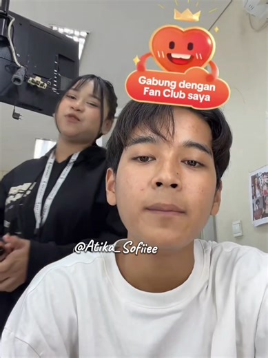 papa lg offair cari uang katanya😂 mama lg GR , bisa²nya obi bebas nggak ada ayah🤣🤣 suka bnget ama peran mreka nih 😍 @da7.valen @mila.andara6 @da7april @da7_arbilfahrizann_ @da7_robi #fyp #akbarfamily #masukberanda #fyppppppppppppppppppppppp #fypviral