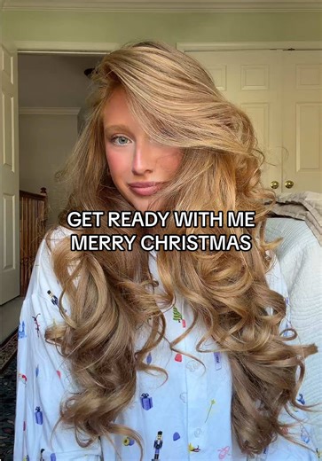 Get Ready with Me for Christmas Makeup Tutorial