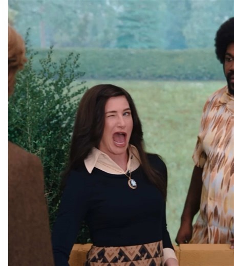 Kathryn Hahn as Mother Gothel: A Tangled Character Study