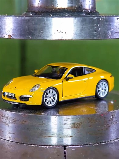 Hydraulic press vs table #woodworking #hydraulicpress #crusher #asmr #satisfying