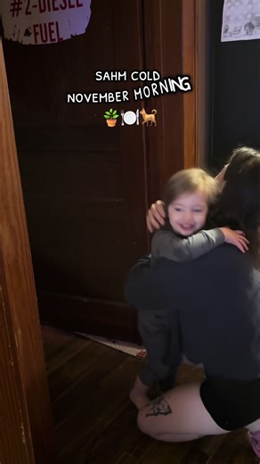 what’re y’all doing today? i’m hanging w my girly and cleaning lol gonna order a book #mom #momcontent #momlife #toddlermom