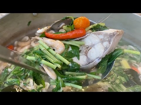 How to make FISH AND SHRIMP SOUR SOUP!! (Cambodian Recipe)