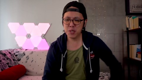 Sound bar vs Sony A8F OLED TV acoustic surface? Sound quality review