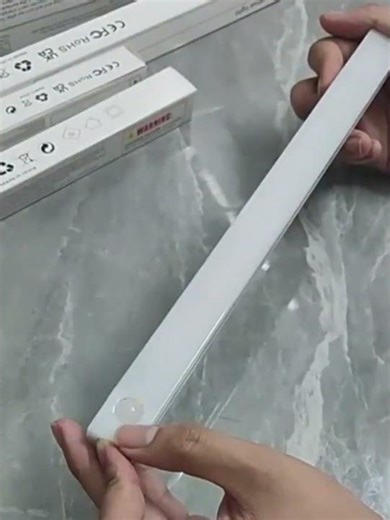 Night Lights Wireless LED Motion Sensor Lamp USB Rechargeable