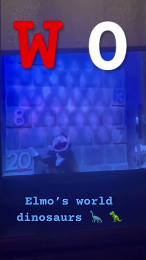 W 0 elmo’s world dinosaurs 🦕 🦖