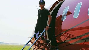 Does Lewis Hamilton own a private jet? - FirstSportz