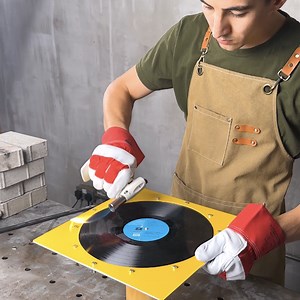 DIY wireless lamp out of vinyl | Transformazing