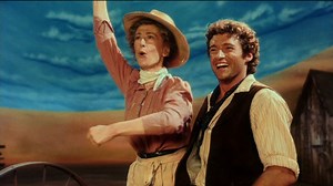 Hollywood Minute: Hugh Jackman in ‘Oklahoma!’