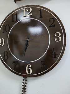 Pendule moderne rustique | Décoration murale en bois noyer foncé | Horloge en MDF de 18 po. - Etsy France