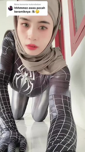 Baju Spiderman: Trend Cewek Pakai Hijab dan Kostum Spiderman