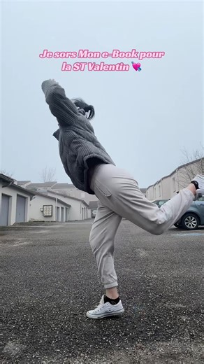 Mon LIVRE DIGITAL sera en vente très bientôt 💘 Votre soutien est la source de ma force 🤍 enregistre cette vidéo pour l’avoir en premier ❤️ #pourtoi #bienetre #acupression #soulager