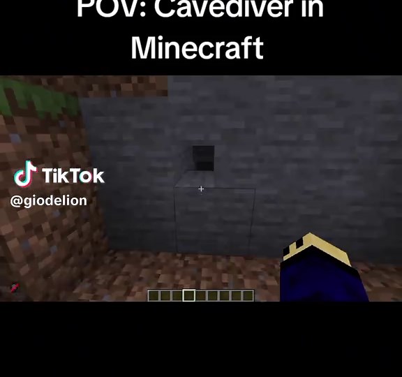 Caving Adventures in Minecraft: A Diver's POV