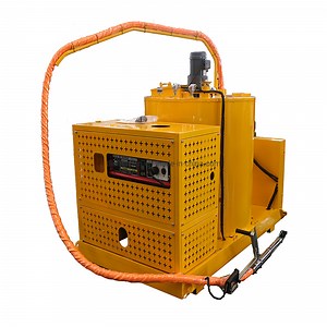 [Hot Item] Asphalt Concrete Paver Road Crack Filling Machine