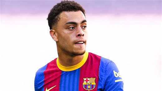 USMNT star Sergino Dest explains what went wrong for him at Barcelona – with Xavi accused of being dishonest | Goal.com Canada