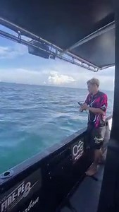 1.9M views · 7.1K reactions | TOKAYO LIMITED ROD SJ3SG (TON GAS) EACH POWER 1 2 3 ONLY 100 PCS ALL OVER THE WORLD DOWN LOAD TOKAYO APP TO BUY IT AND SELL IT ON ANDROID PLAY STORE AND APPLE APP STORE ANDROW :TOKAYO (PLAY STORE ) APPLE:TOKAYO FISHING (APP STORE) webside:www.tokayofishing.com shopee:https://shopee.com.my/tokayosdnbhd?smtt=0.299829716-1662816296.3 #tokayo #heartyrise #slowjigging | Tokayo 多搞魚 | Facebook