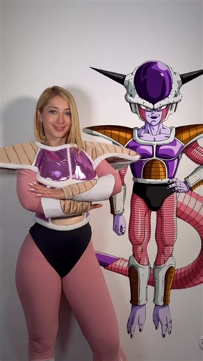 Cosplayer Androide18  on Instagram: "Androide18 recreando a FREEZER “Hola Soy Androide18 recreando los outfits de los personajes de las sagas de Dragon Ball, siendo siempre Androide18” . . Ya basta FREEZERRRRR . . . #androide18 #freezer #dragonballz #cosplay #anime #cosplaydragonball #cosplaygirlsofinstagram"
