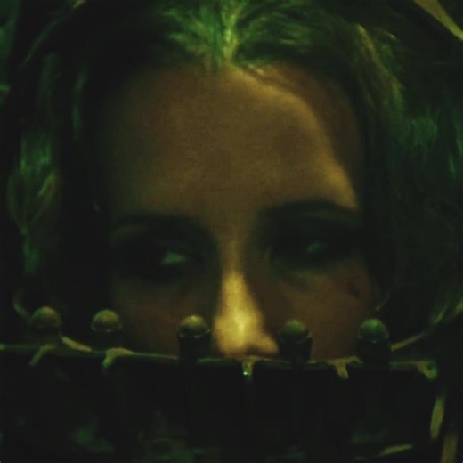 Play me #horrorfan #movieclips #jigsaw #sawedit #iconicscene | jigsaw