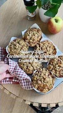 Bakery style caramelised apple cinnamon crumble muffins |easy and delicious
