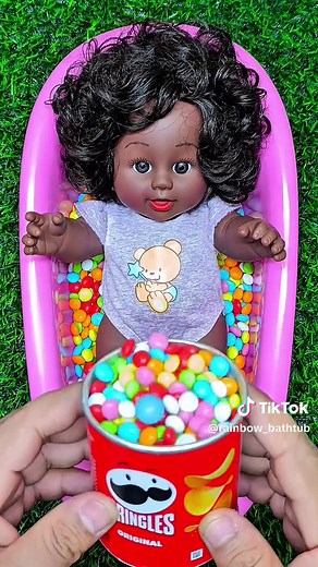 Rainbow Bathtub Candy ASMR Experience