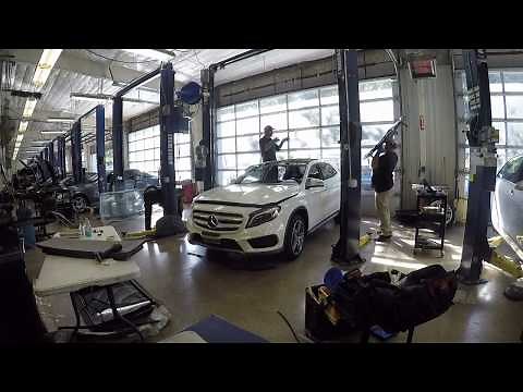 Mercedes Benz GLA 250 panoramic roof and windshield replacement