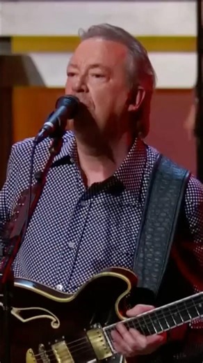 The Dukes of September with "Lowdown"