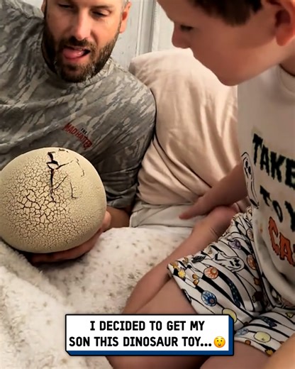 Kids toys these days are next-level... 🤯🦖 #toys #dinosaur #kids #viral | UNILAD Tech