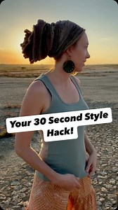 119 reactions | Headbands & Earrings, your 30 second style hack! I...
