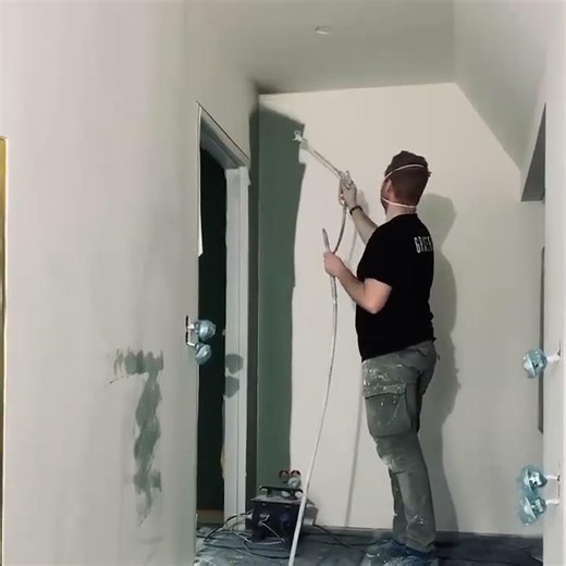 Be bold with colour – this is how modern spray painting works!