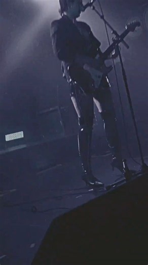 Cosey Mueller - Live #darkwave #postpunk #synthwave #electronicmusic #berlin #live #dancemusic