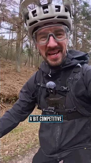 Do you use a watch or a bike computer? 🖥️⏱️