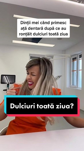 Voi folosiți ață dentară ? 🤔 #dentalist #dentist #invatapetiktok TikTok