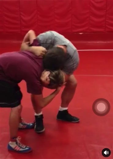 What if your students trained with a man who literally helped build MMA? Not watched on YouTube. Not read in a book. In your gym. On your mats. Bring Dan “The Beast” Severn to your school for an unforgettable seminar and give your athletes something most will never experience: 🔥 Learn grappling fundamentals from a UFC Hall of Famer 🔥 Old-school pressure, control, and mindset that still wins today 🔥 Real stories from the early days of the UFC—no fluff, just facts 🔥 Motivation that sticks long