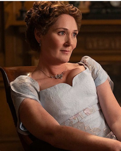 Dear gentle reader, Bridgerton announced that we will be turning our focus to the matriarchy of the Bridgerton family, with a new prequel about young Violet and Edmund Bridgerton. #bridgerton #violetbridgerton #anthonybridgerton #bridgertonscandal #bridgertonnetflix @Bridgerton 🎥 Bridgerton