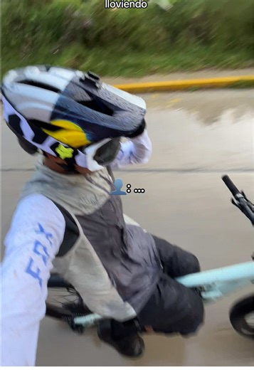 #viral #mamichula #mtb #lluvia #downhill