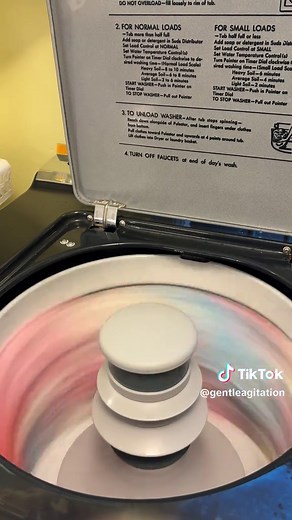 Experience Vintage Washing with 1957 Frigidaire Speed Queen