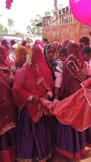 Desi village wedding.#rajasthan #vivah#trendingvideo #wedding #village#viral #shorts #youtubeshorts