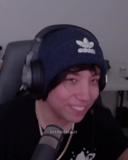 everyday quackity streams is a good day💪