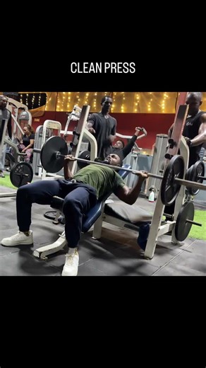 Incline Cheat vs Clean Press