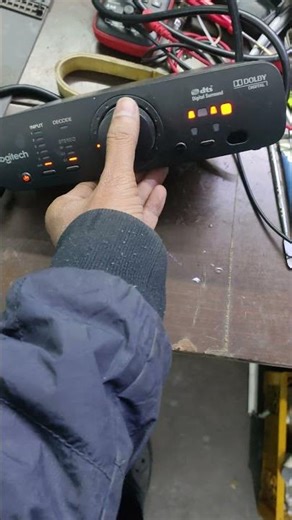 Logitech z906 speakers 3 led problem repaired successfully.