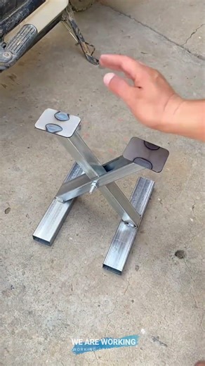 X-shape DIY stand for bike maintenance