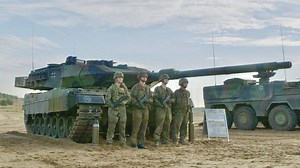 Rüstungsboom – Bomben, Panzer und Probleme