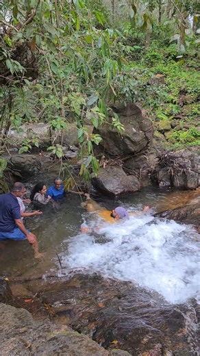 Niby Thomas on Instagram: "🌄 Ilaveezhapoonchira Ridge Trekking & Camping 🌿 We were a group of 10 adventure lovers on a thrilling getaway at Ilaveezhapoonchira. Before camping for the night, we went down to a beautiful stream and took a refreshing bath — the cool, crystal-clear water washed away all our tiredness. Later, we camped at our property, surrounded by the soothing sounds of nature and the chill mountain breeze. The next morning, we began a 3.5 km long ridge trek, offering 360° panoram
