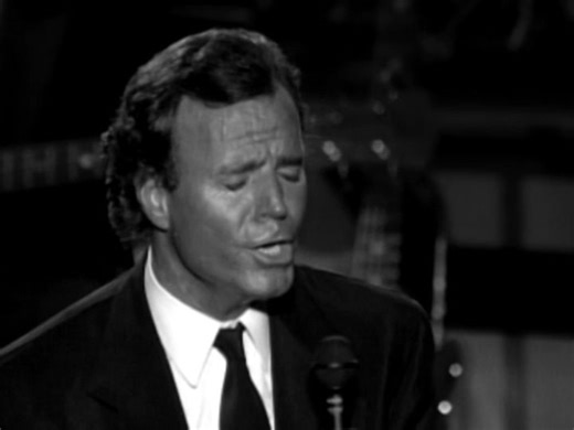 Julio Iglesias - La Paloma (Traditional)(The Dove)