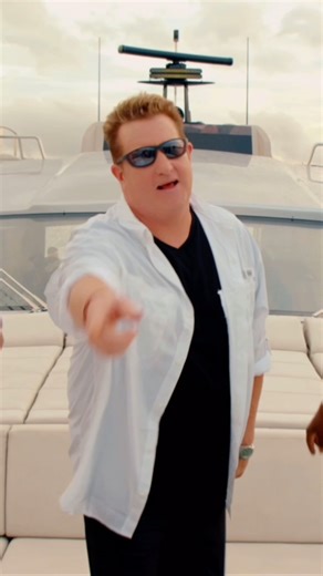2000s legends Gary LeVox of Rascal Flatts and Akon just joined forces... #GaryLevox #Akon #countrymusic | Country Sayings