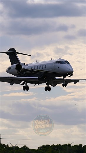 Bombardier Challenger 300 | N594FX | Follow us for daily content ✈ #planespotting #challenger300 #flexjet #bizjet #privatejet #aviationdaily #opalockaairport #wavyplanes #avgeek | Wavy Planes