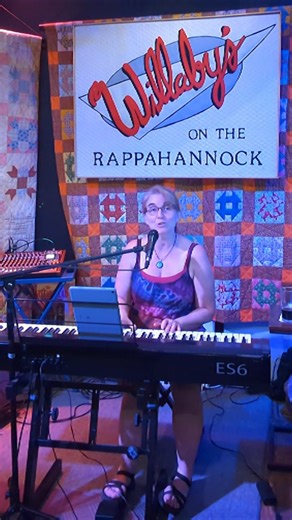 Baby, You Gotta Change Your Mind (short)