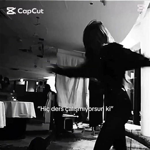 AKIMA GEC KALICAZZ #jisoo #blackpink #babyjisoo #ytdayibenionecikarnolur #keşfet