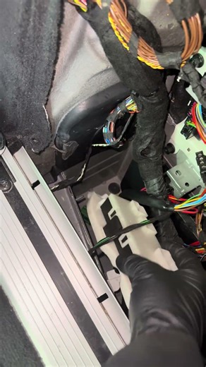 Bmw x5 x6 tailgate problems